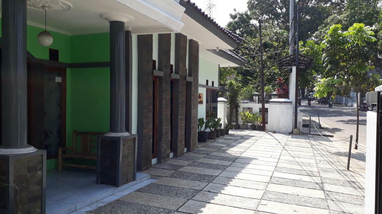Jabu Rosmina Hotel Citeureup Exterior foto
